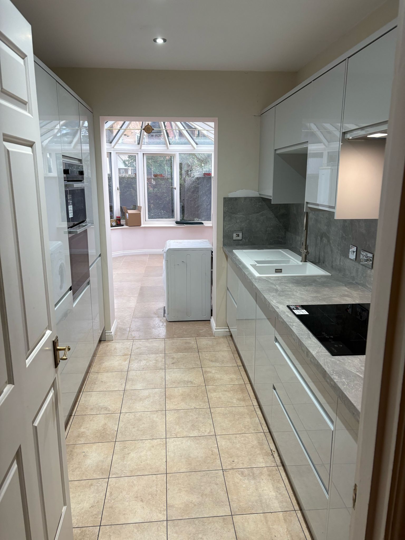 Modern Kitchen Installation